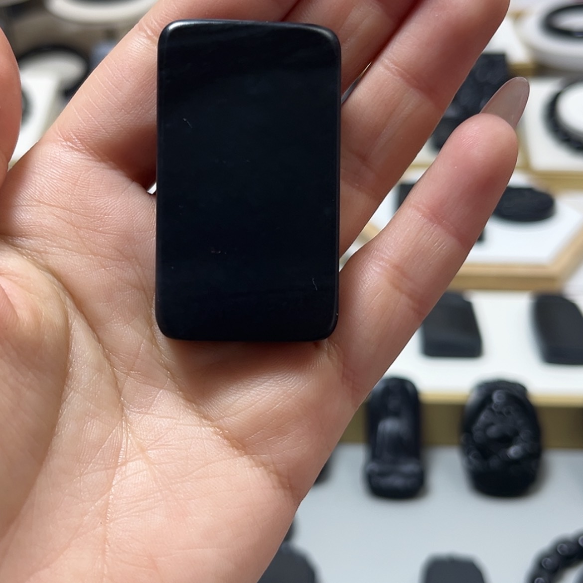 【闪购商品】和田玉（墨玉）35钢板41克左右未镶嵌