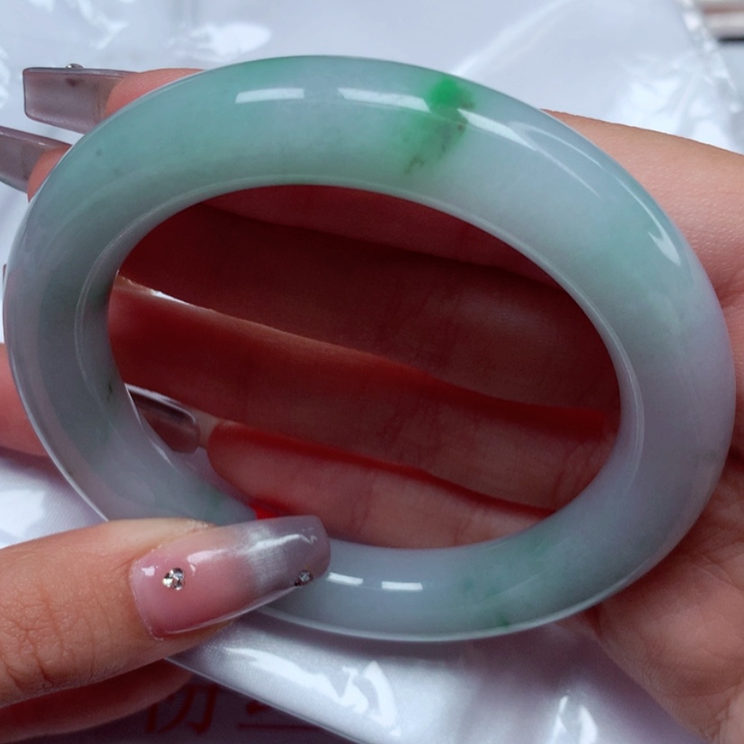 【闪购商品】翡翠手镯未镶嵌57圈