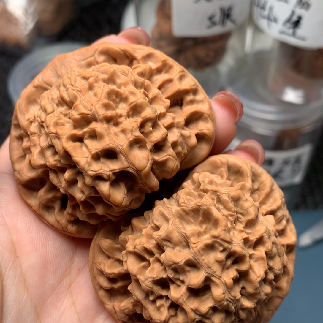 文玩核桃把件官帽。55.3.17761,002