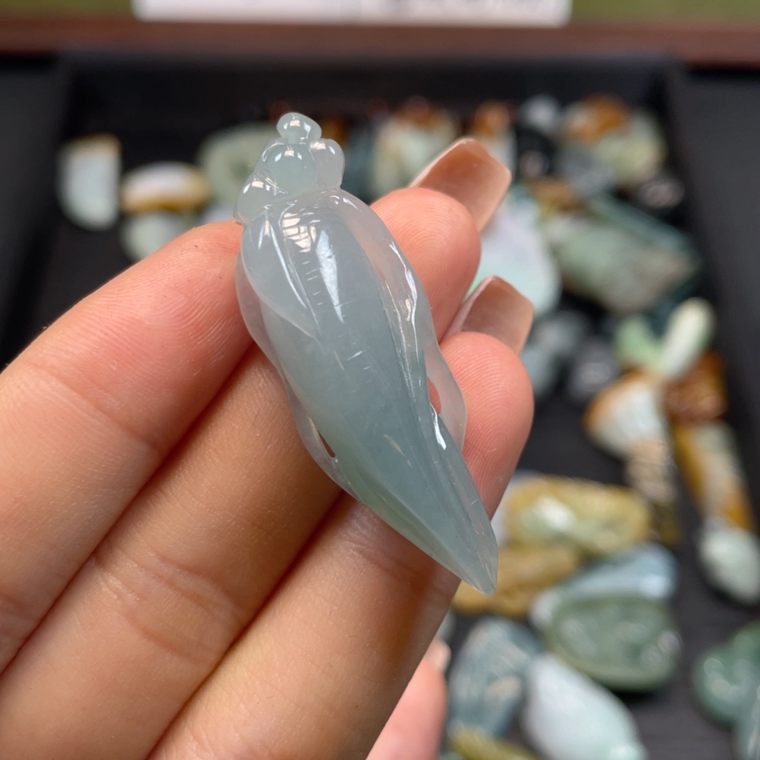 定制翡翠未镶嵌翡翠