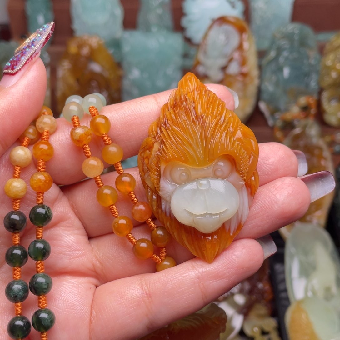 蛇纹石玉颈饰未镶嵌二****荐