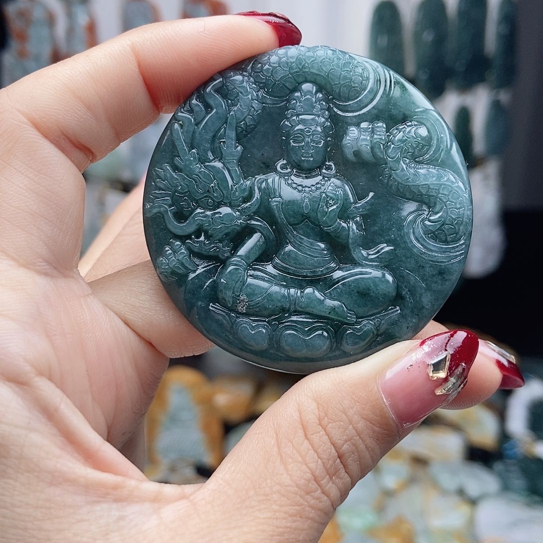 翡翠颈饰14K金镶嵌翡翠