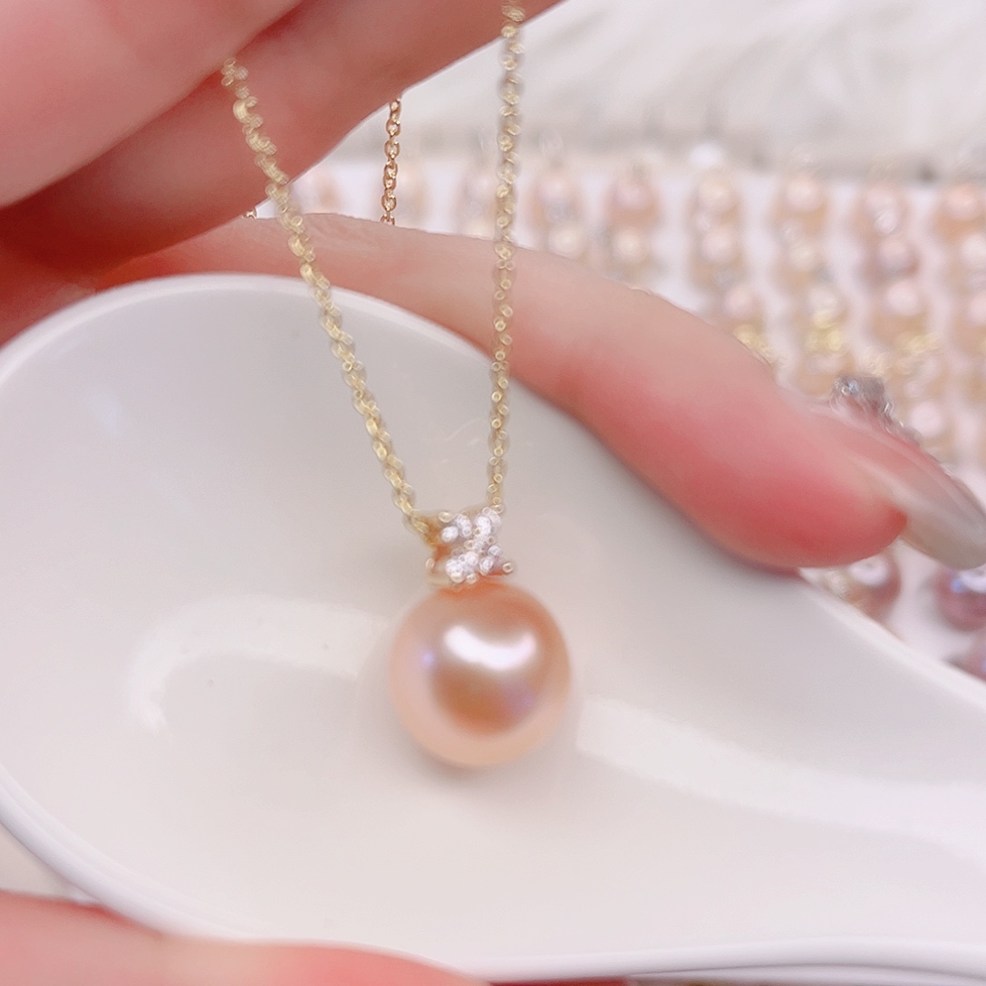 淡水珍珠吊坠(赠链)未镶嵌