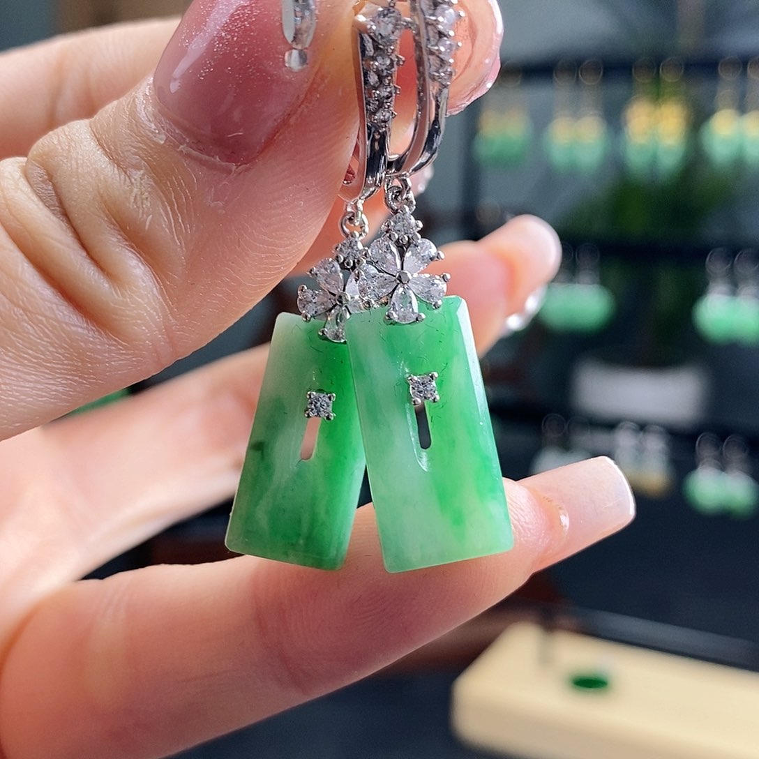 翡翠耳饰银S925镶嵌翡翠