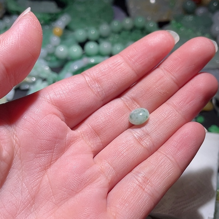 颈饰未镶嵌翡翠?****࿐天