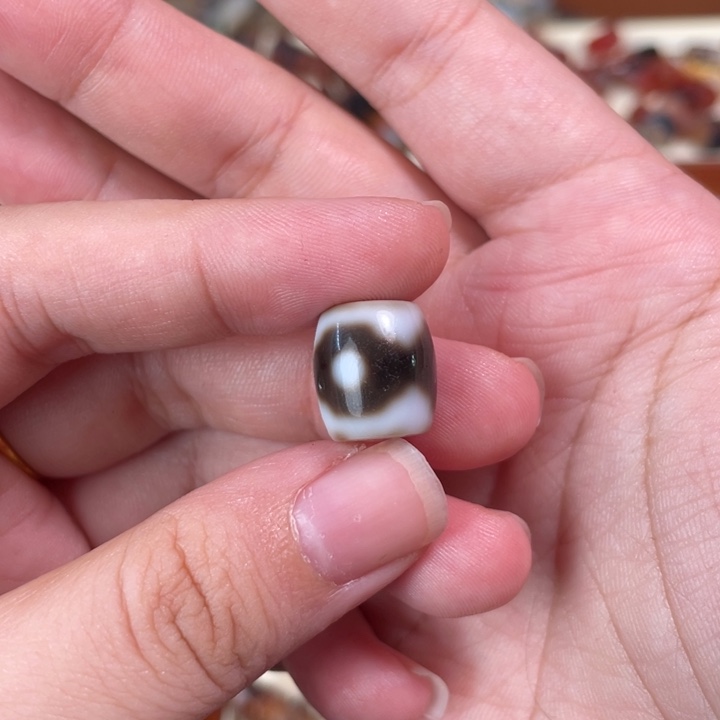 玛瑙/玉髓颈饰未镶嵌92