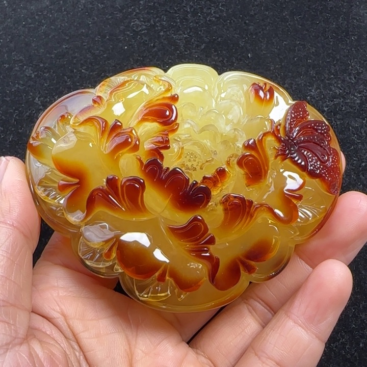 蜜蜡珠宝奇石未镶嵌