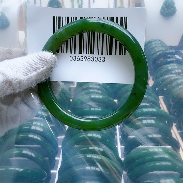 和田玉（碧玉）手镯未镶嵌57