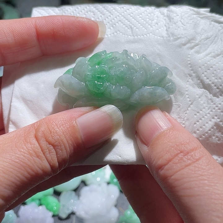 颈饰未镶嵌翡翠天