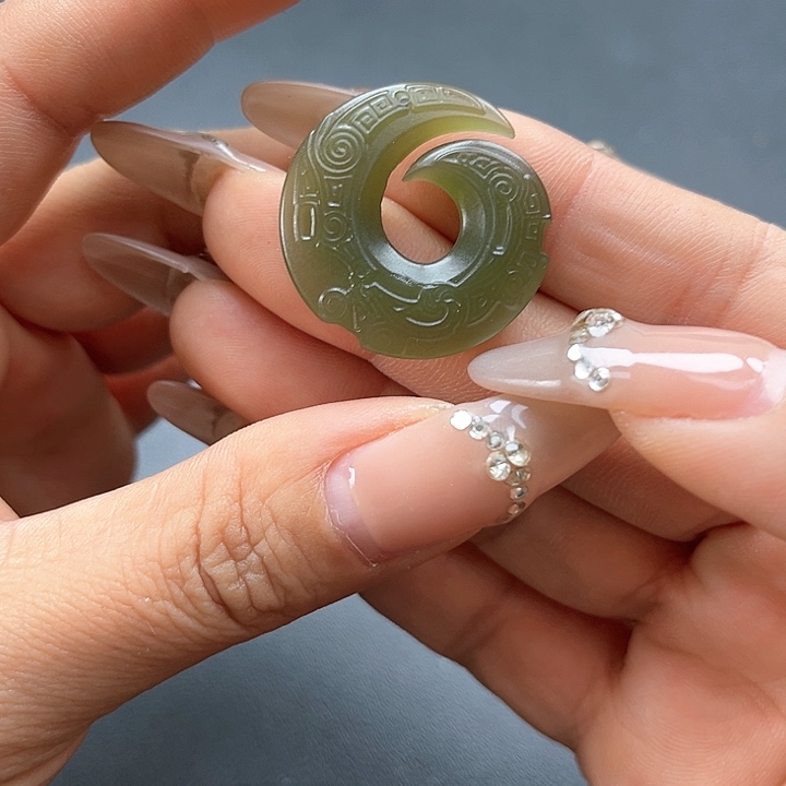 【闪购商品】颈饰未镶嵌和田玉