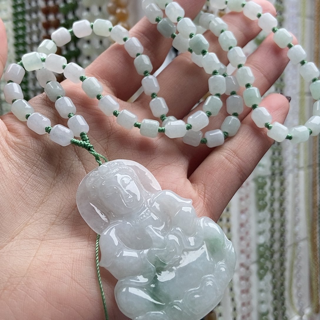 翡翠颈饰未镶嵌庆*红翡翠一套