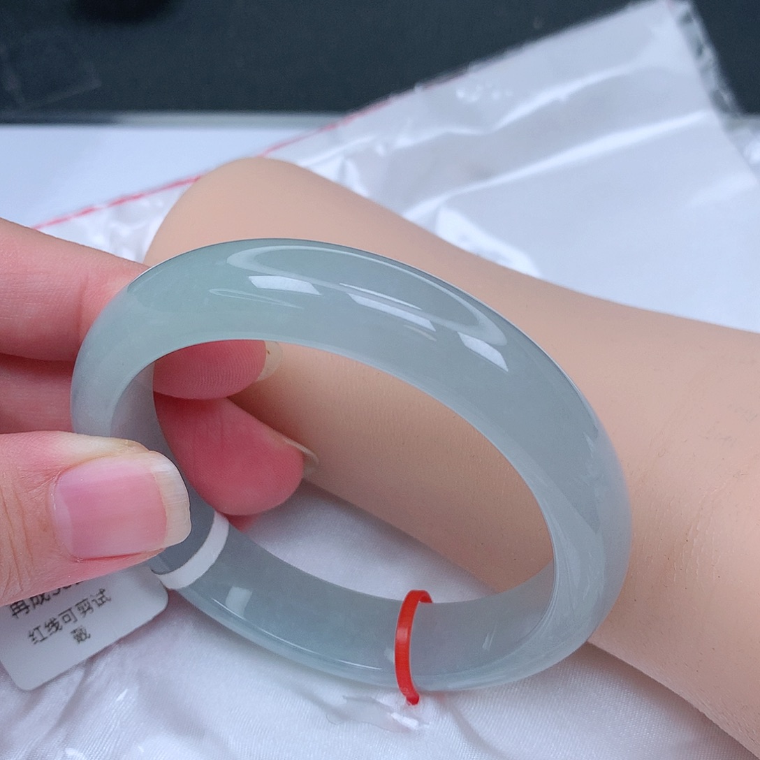 【闪购商品】翡翠手镯未镶嵌，56