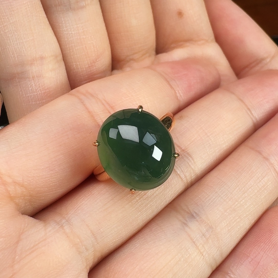 翡翠18K金镶嵌颈饰戒指