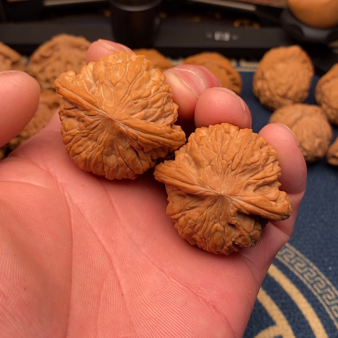 文玩核桃吊坠紫*磨盘42