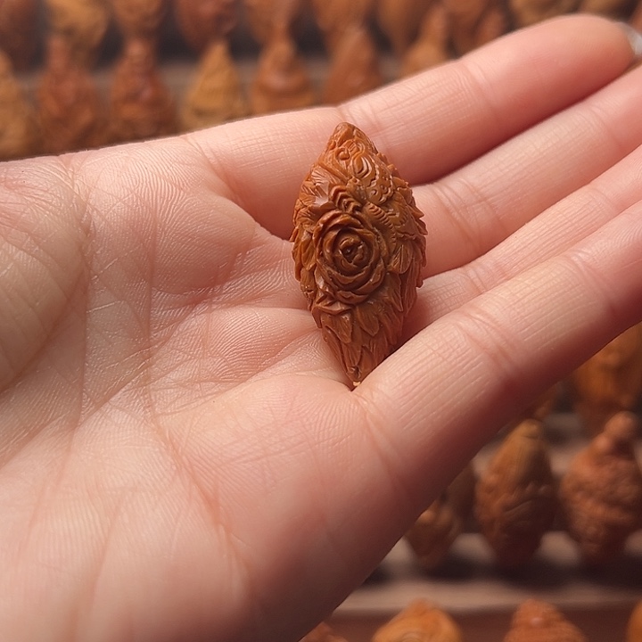 橄榄核吊坠醉***去橄榄核