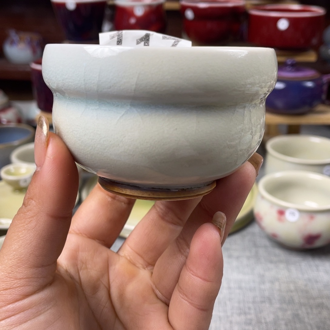 瓷片纯手工制作…………