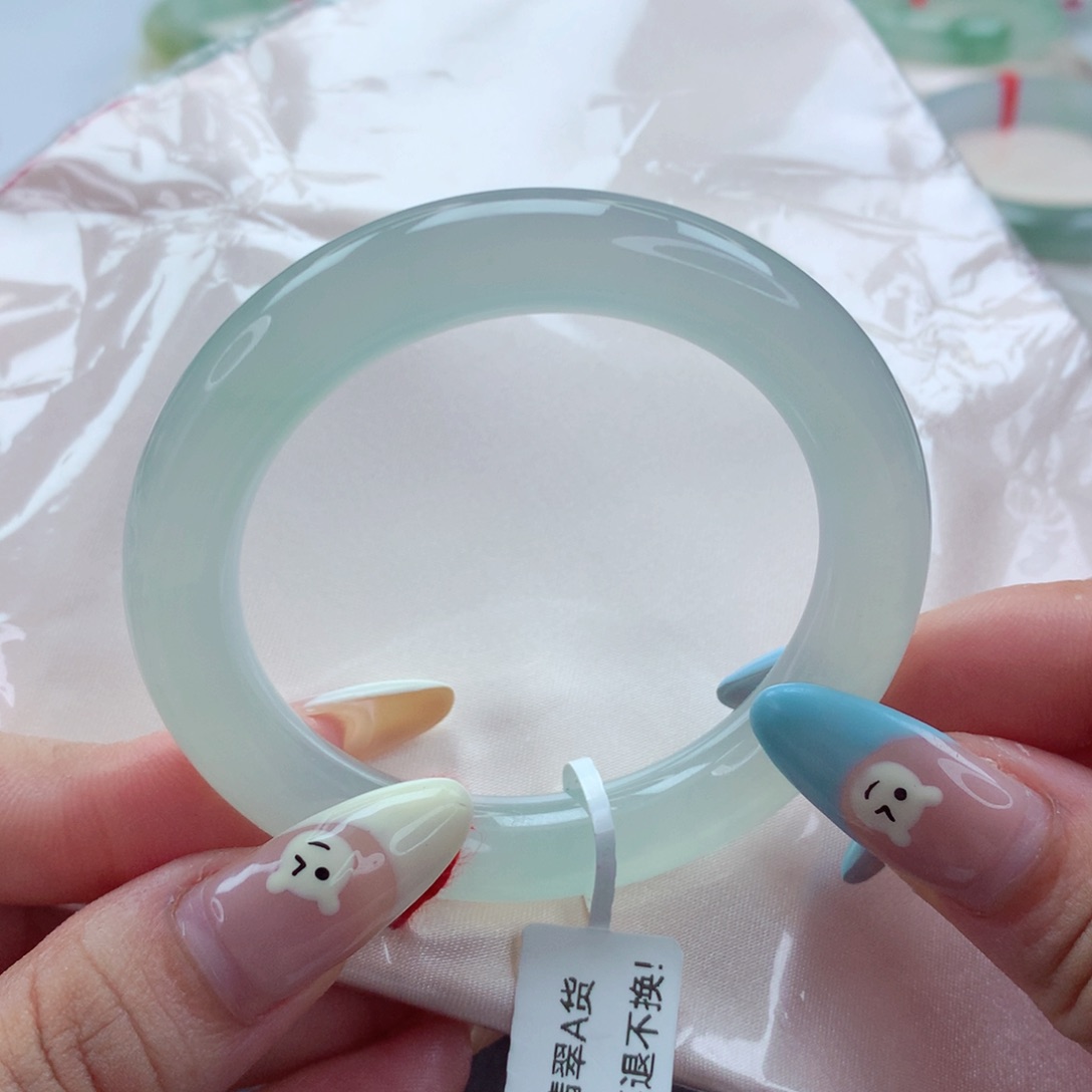 翡翠手镯（圆镯）未镶嵌50超级纯净 全条透光 毕业镯 小柒
