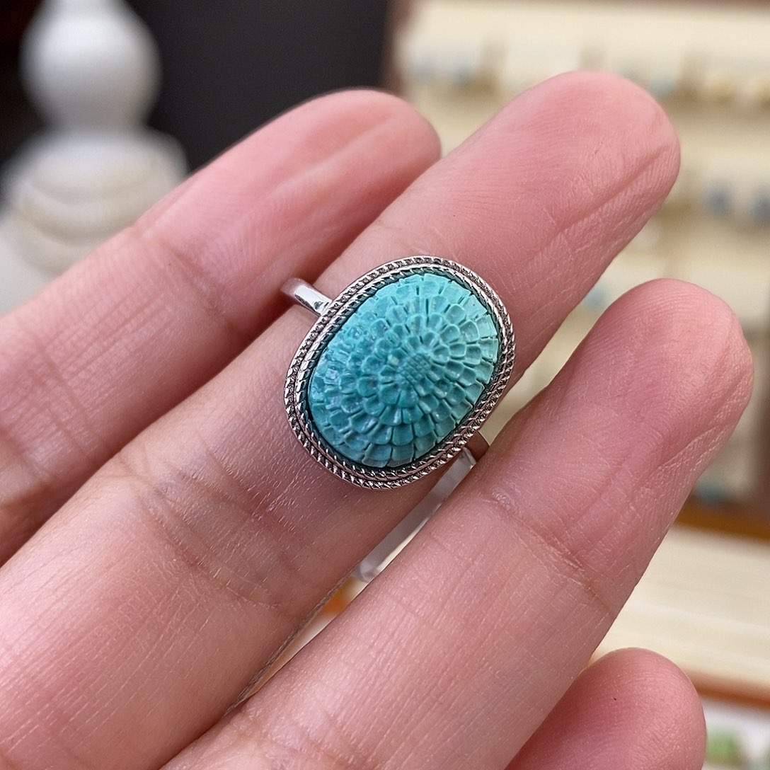 绿松石戒指银S925镶嵌诚**?