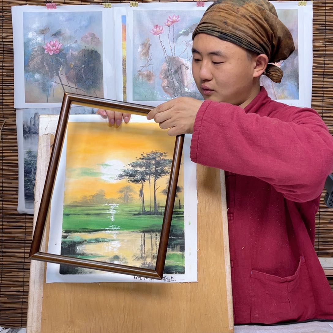 油画行路人小院绘画作品竞拍