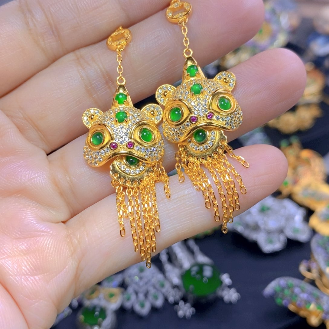 翡翠耳钉银S925镶嵌天然翡翠