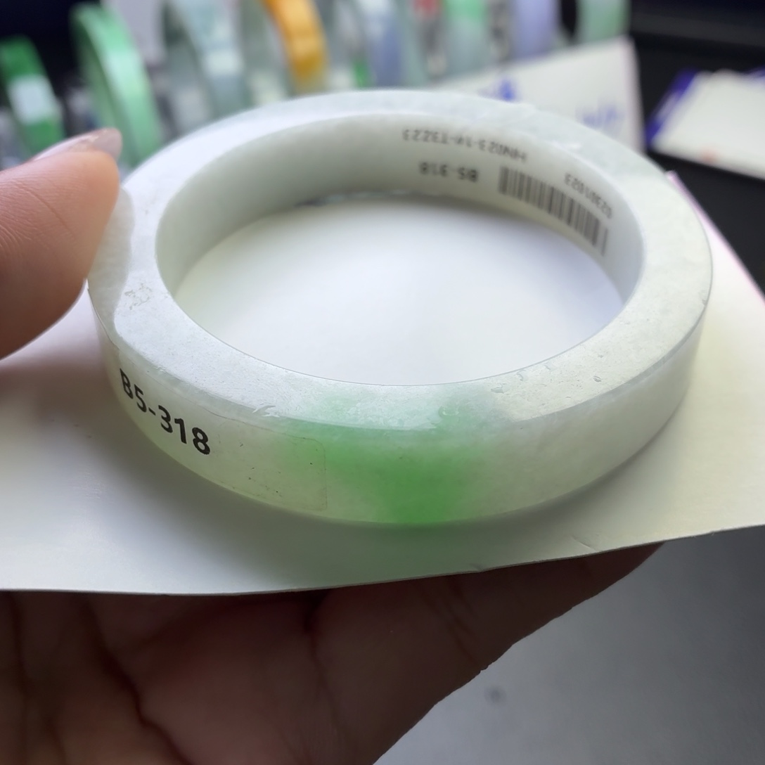定制翡翠未镶嵌冰阳绿正圈