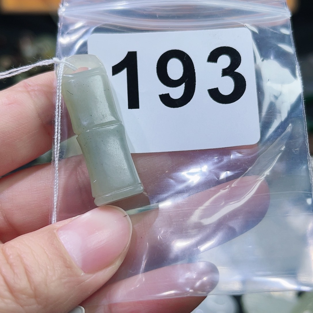 和田玉（糖玉）颈饰未镶嵌