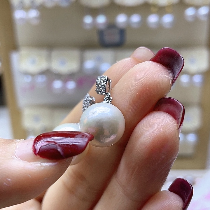 银S925镶嵌淡水珍珠耳饰