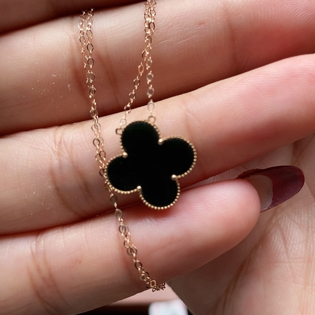 翡翠颈饰18K金镶嵌墨翠