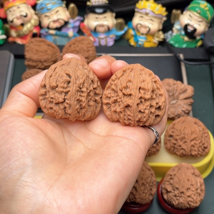 吊坠文玩核桃41尺矮桩三角顺歪