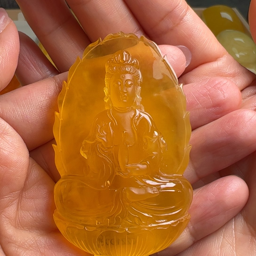 蜜蜡吊坠(不含链)未镶嵌无优化