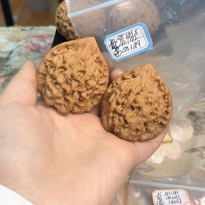 文玩核桃把件官帽