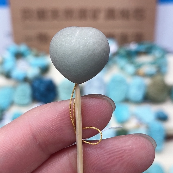 未镶嵌绿松石珠宝奇石