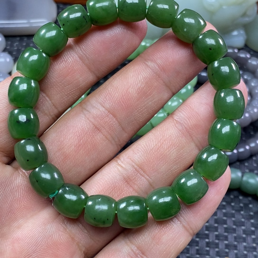 和田玉吊坠未镶嵌