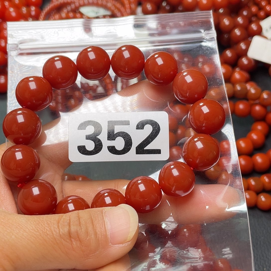 鹏***产南红玛瑙未镶嵌手链