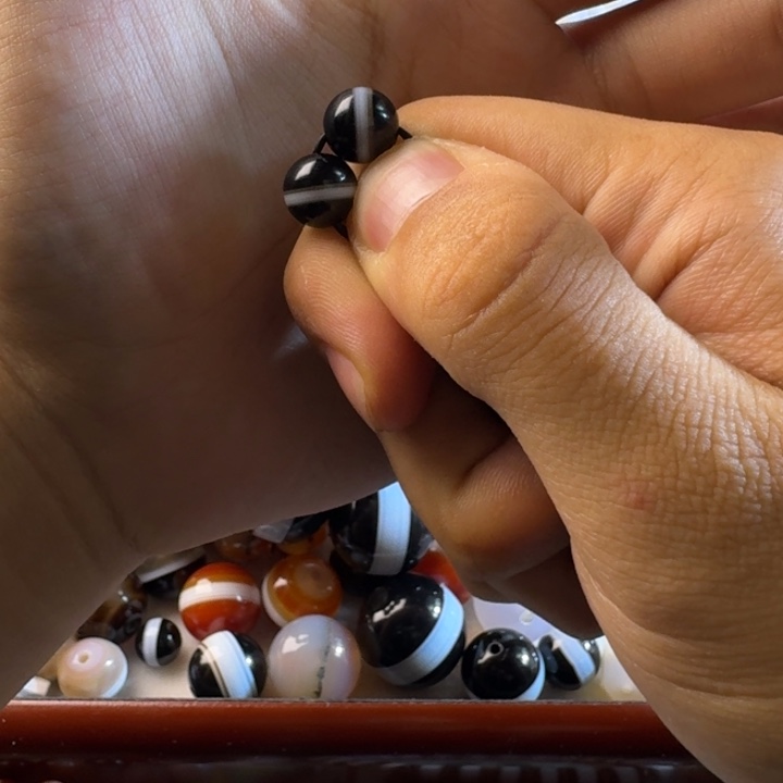 v***i合金玛瑙/玉髓珠宝奇石