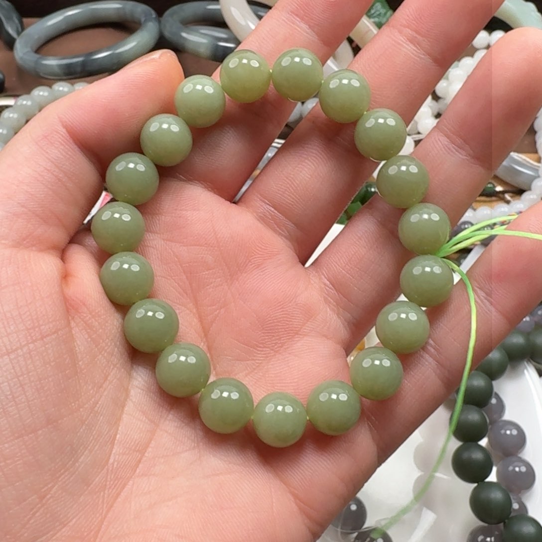 和田玉手串未镶嵌龙*雨