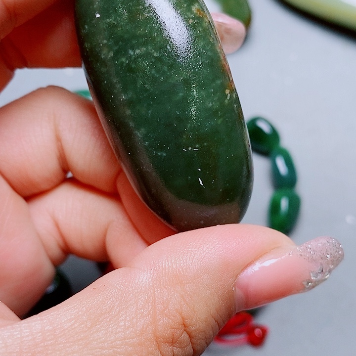 和田玉未镶嵌珠宝奇石