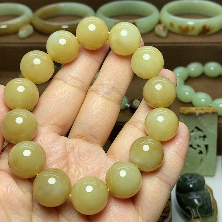 佳***！岫岩老玉（透闪石质玉）未镶嵌颈饰