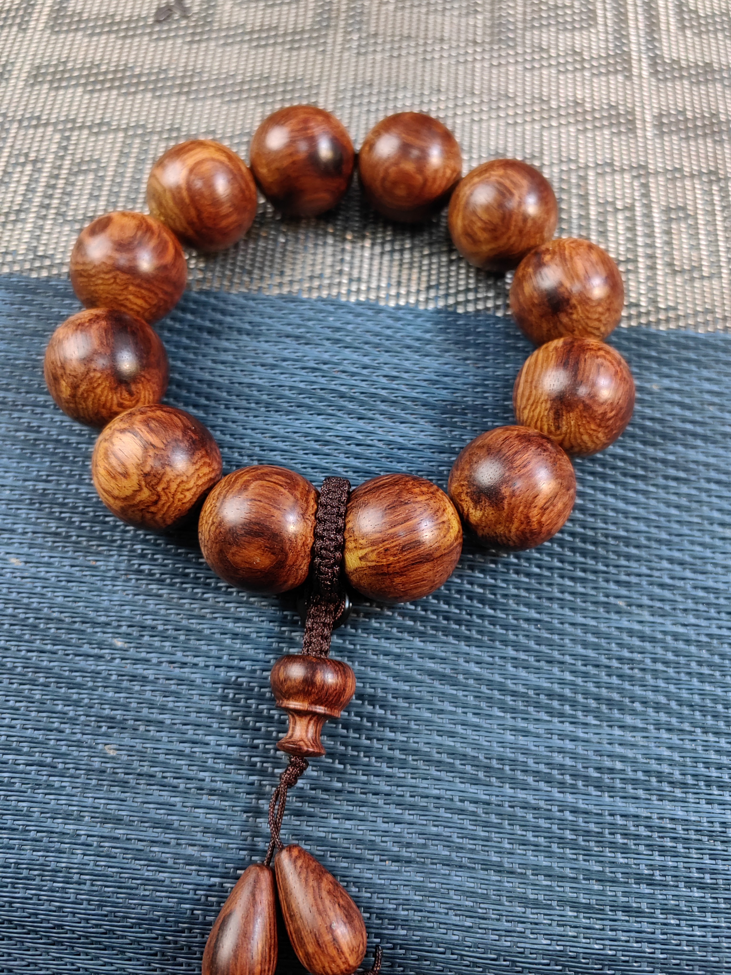 越黄蜘蛛2.0单圈手串