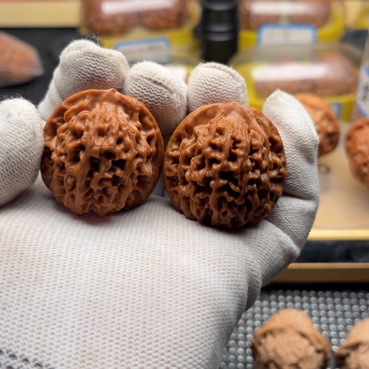 文玩核桃把件全品秦闷36