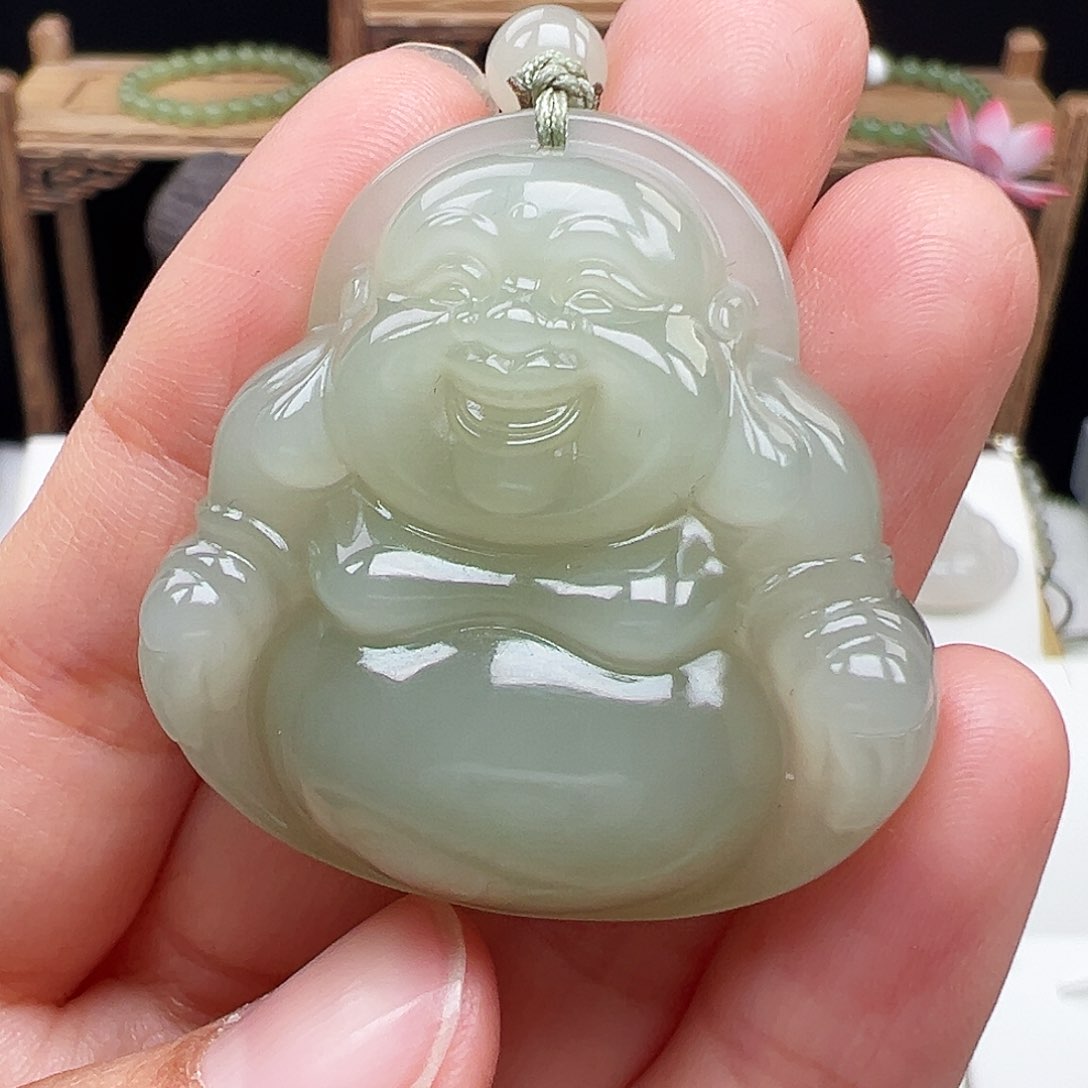 和田玉颈饰未镶嵌每***情