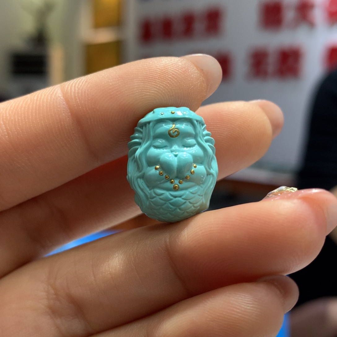 绿松石配饰未镶嵌