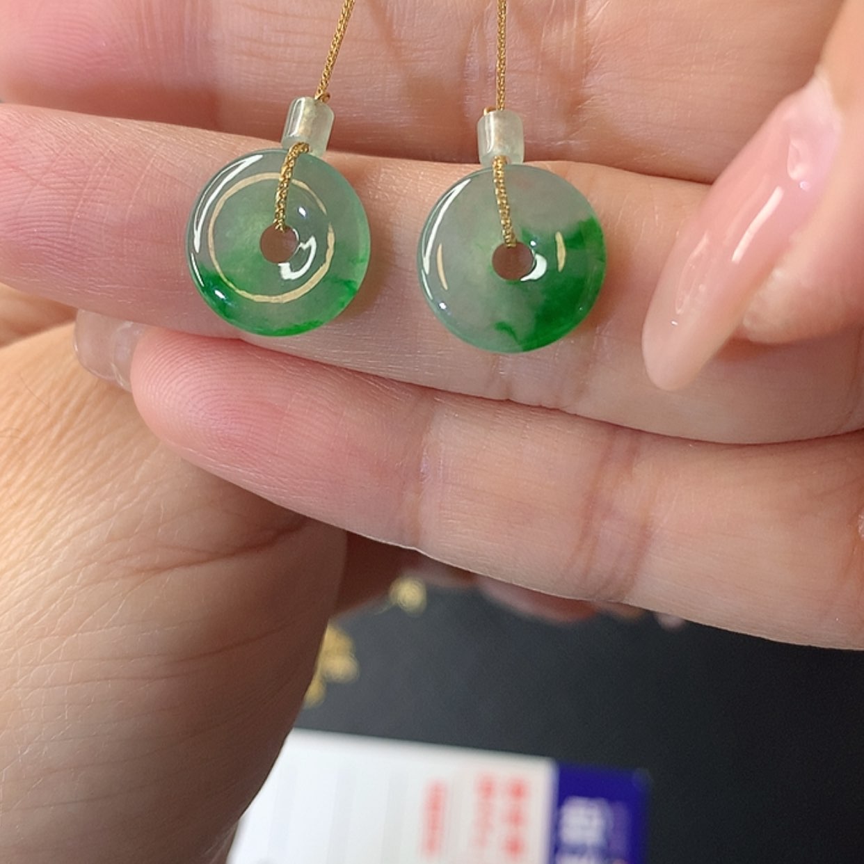 【闪购商品】翡翠吊坠(赠链)18K金镶嵌