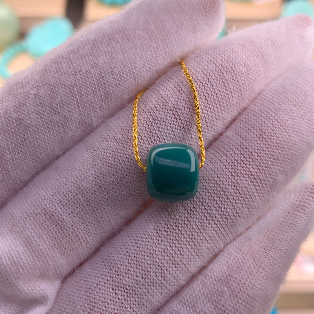 绿松石珠宝奇石未镶嵌10×8.8