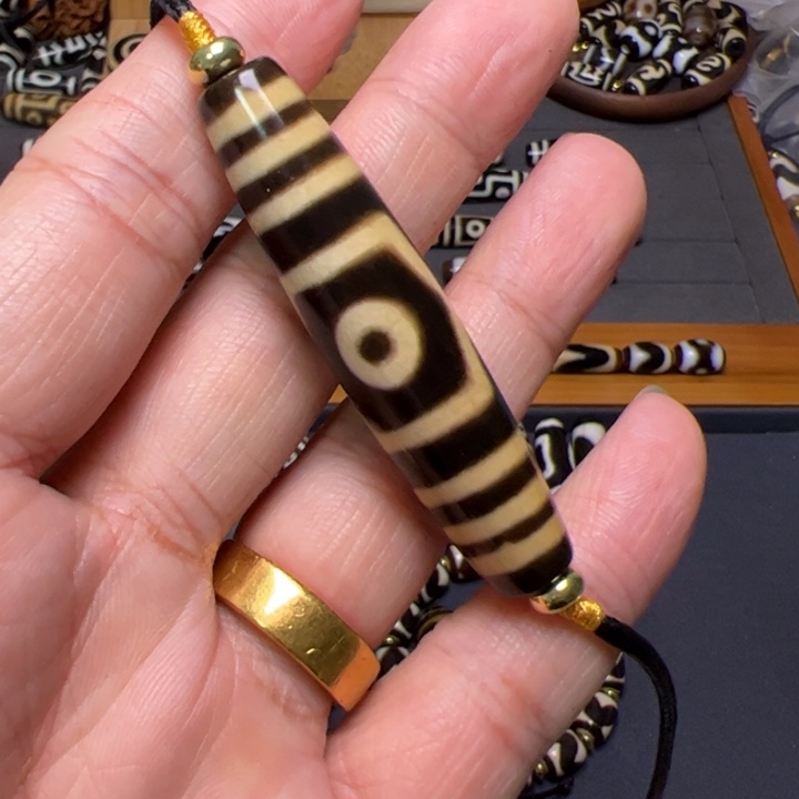 玛瑙/玉髓颈饰未镶嵌锅**肉