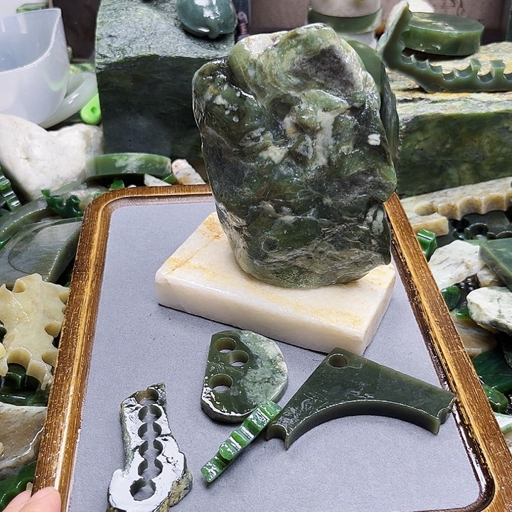 和田玉珠宝半成品未镶嵌