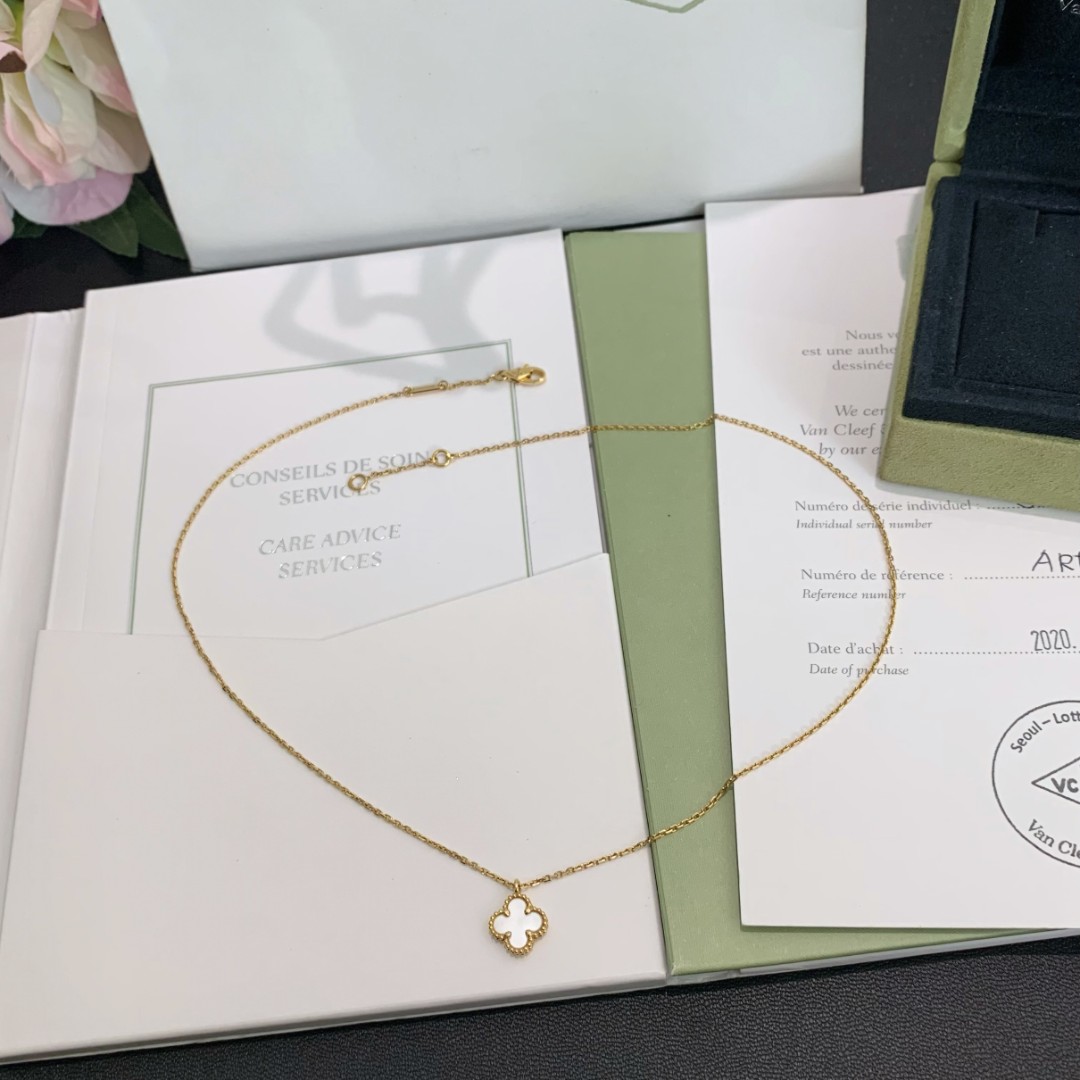 95新 梵克雅宝 【全新全套】VCA 白贝母四叶草项链 气质利器  4597