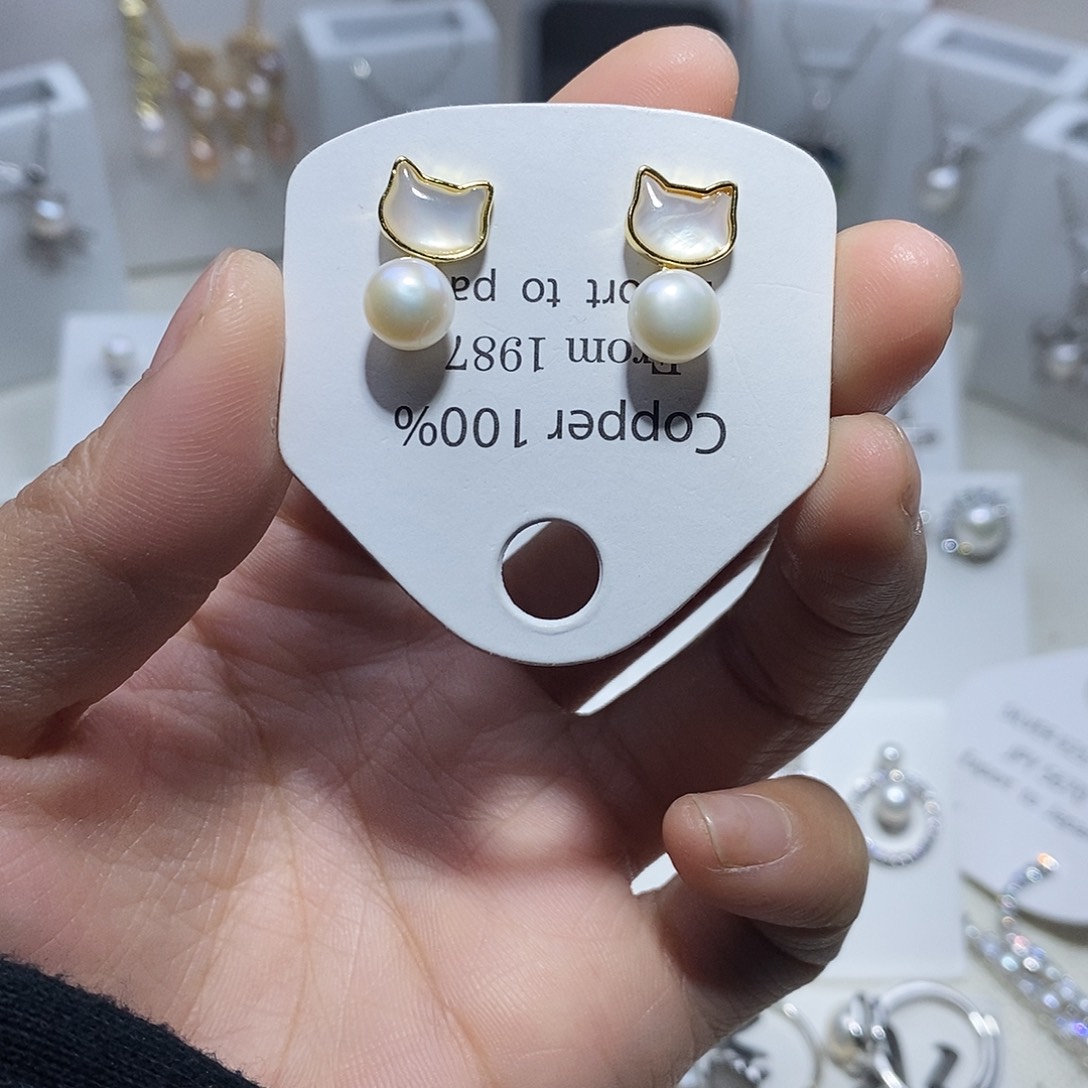 耳坠未镶嵌淡水珍珠