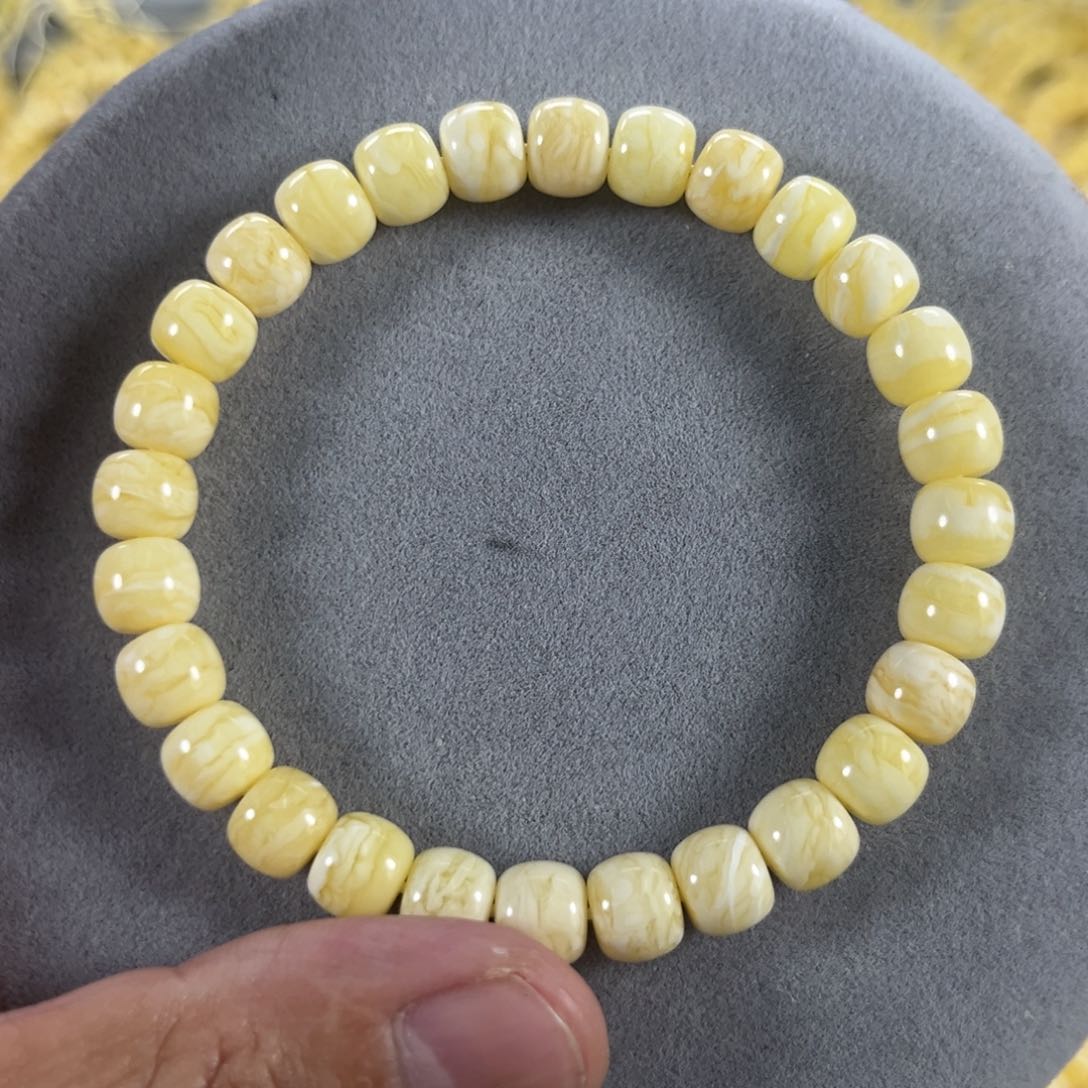 蜜蜡手串未镶嵌刘***纯天然俄料瓷白花虎皮