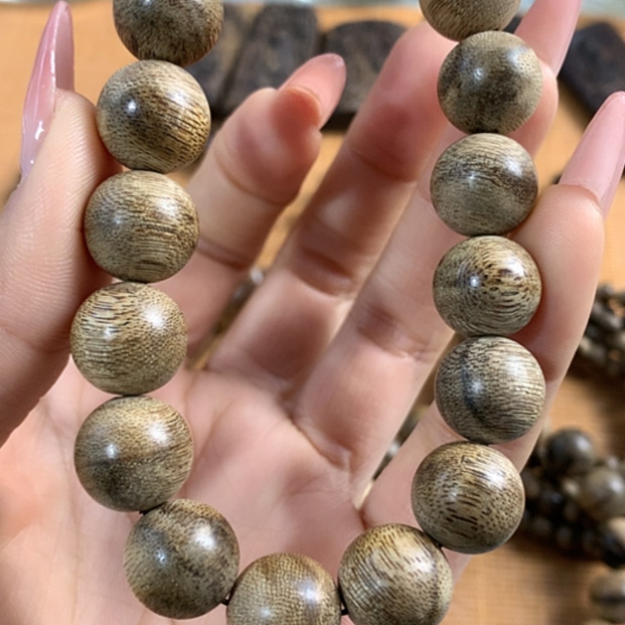 【闪购商品】沉香手串赵****6越南都蓬沉香1.3，14克单圈